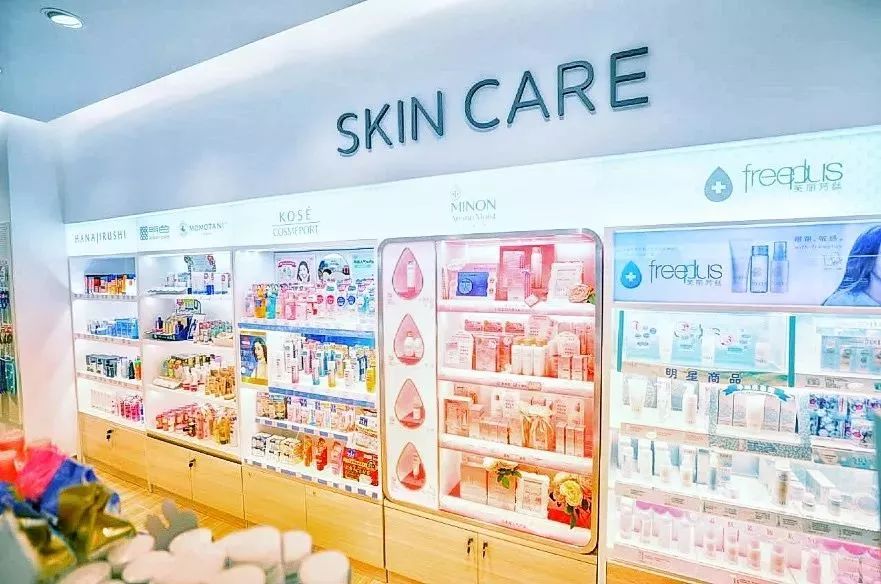 找到源头了！中国游客和代购原来是在这家日本药妆店里扫货到半夜