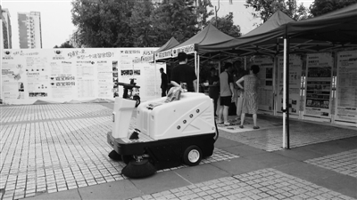 小区换物业能指定公司吗,小区换物业欢迎新物业