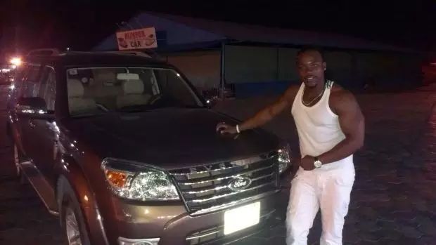 为爱情贩毒的女孩,为了毒品女孩放弃了自己