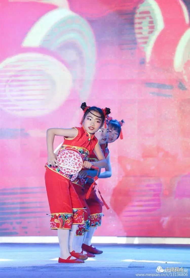 礼赞新中国讴歌新时代——2019年中捷产业园区第十二届消夏晚会盛大启幕