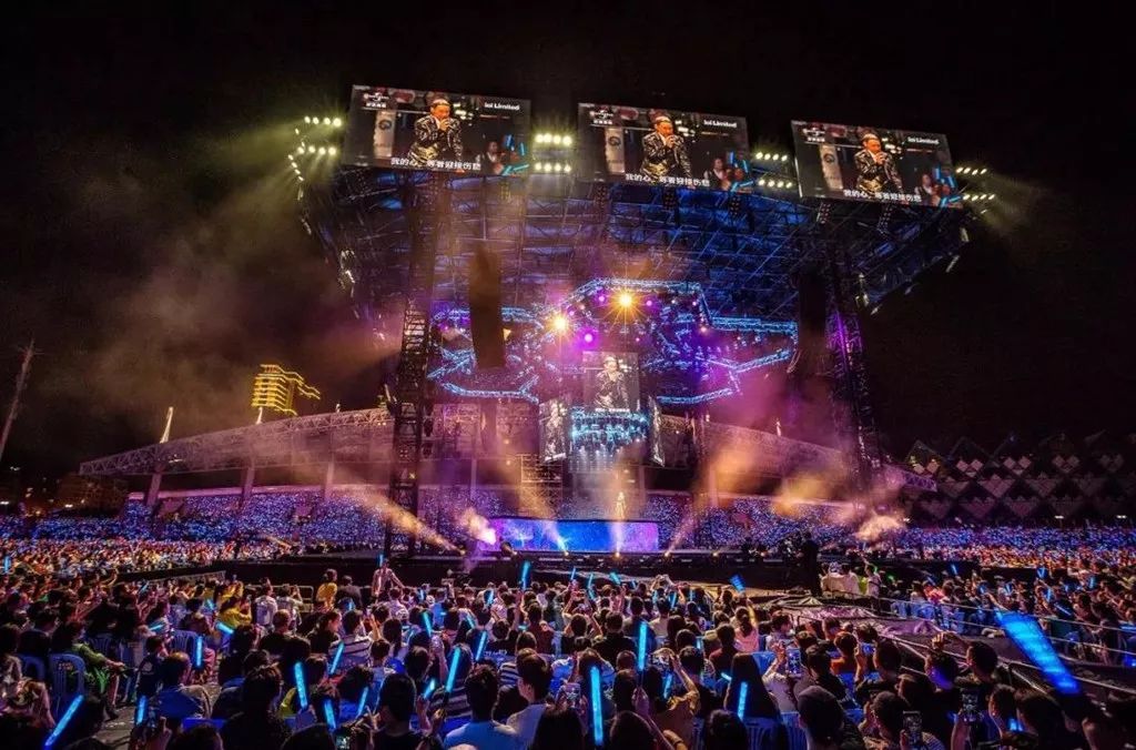 可以体验买买买的游戏,疯狂买买买的游戏