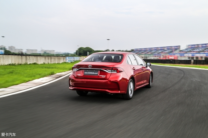 12代卡罗拉上市时间,丰田卡罗拉从第一代到12代