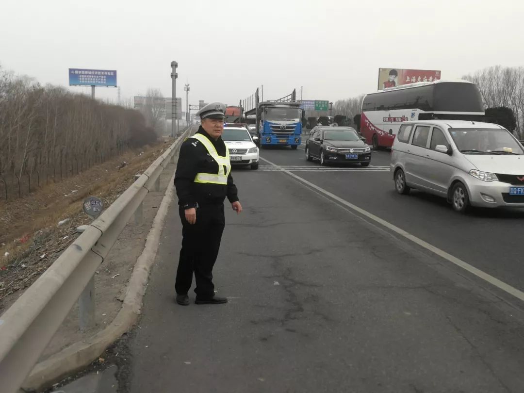 泪目!德州好交警郑云升走了!默默与病魔抗争8年,去世前7小时仍在岗