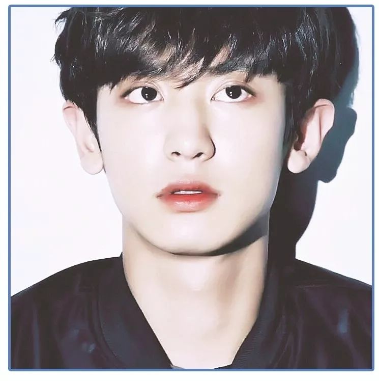 泫雅丰唇后颜值下跌?!但大家都爱这样的“香肠嘴”啊