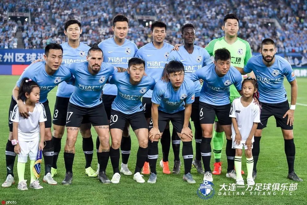 大连一方博阿滕转身分球过人,博阿滕最新战报