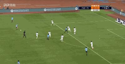 大连一方博阿滕转身分球过人,博阿滕最新战报