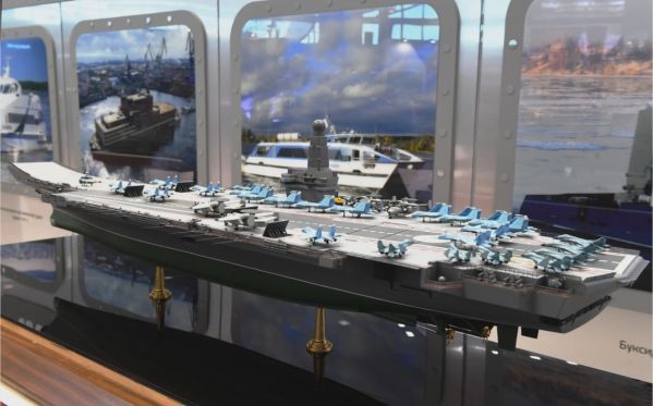 俄罗斯未来航母设计,俄罗斯新型舰载机模型