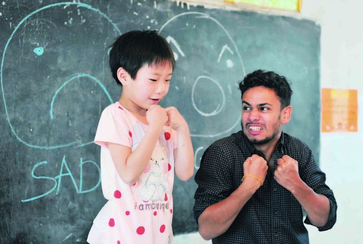 英孚外教事件是什么,英孚教育外教吸毒