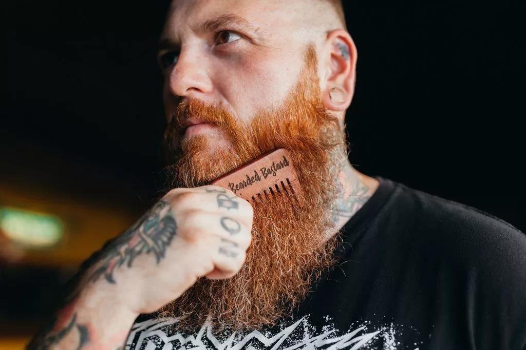 4岁儿童长胡须正常吗,4岁小孩长胡须