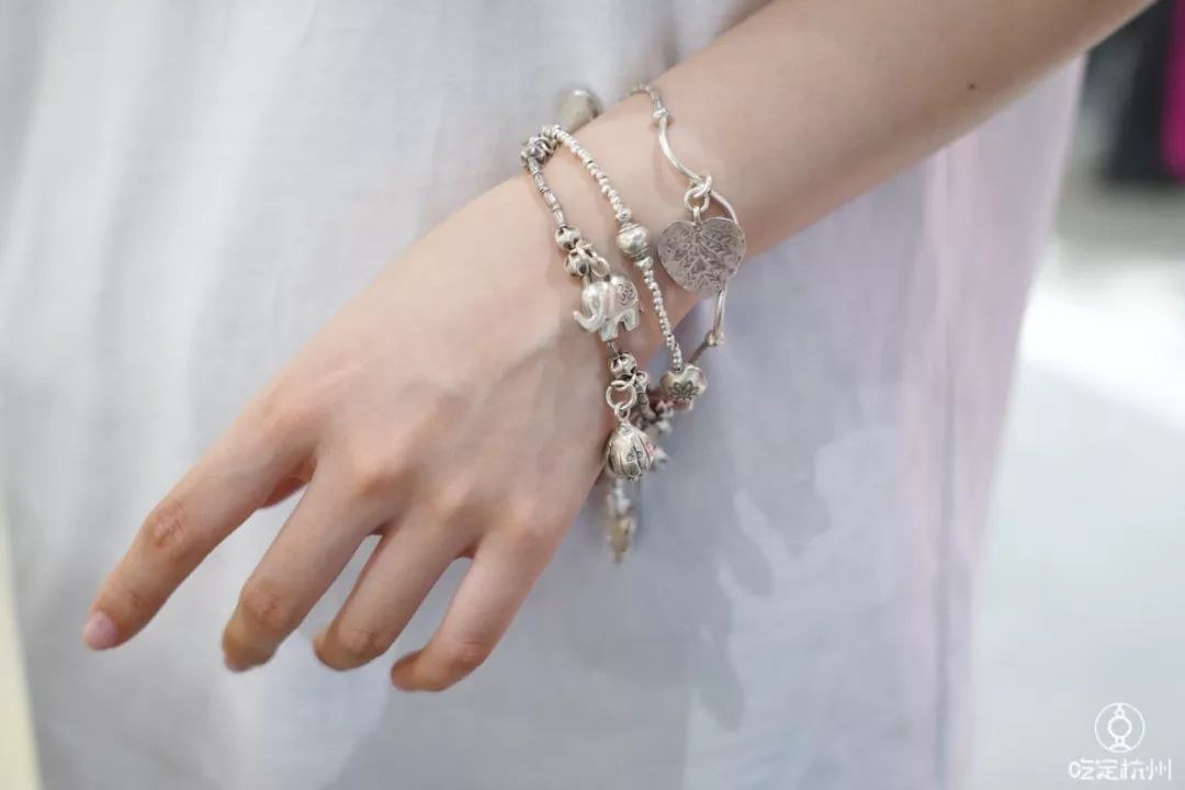 孔雀公主杨丽萍漂亮,孔雀公主杨丽萍怎么样