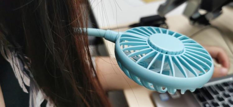购买便携小风扇怎么选避免踩坑,哪种便携式小风扇好用