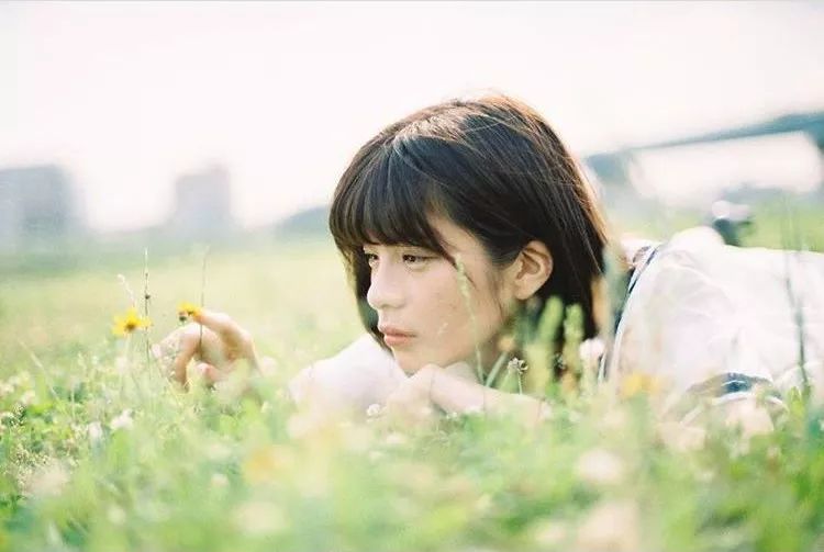 这样拍背影真的太好看了,怎样拍侧脸好看霸气