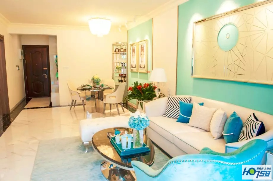 鸡要靓又要轻秤——女白领晴晴的购房之旅