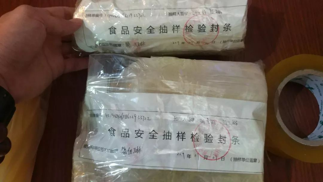 突击检查网红店,网红奶茶店突击检查