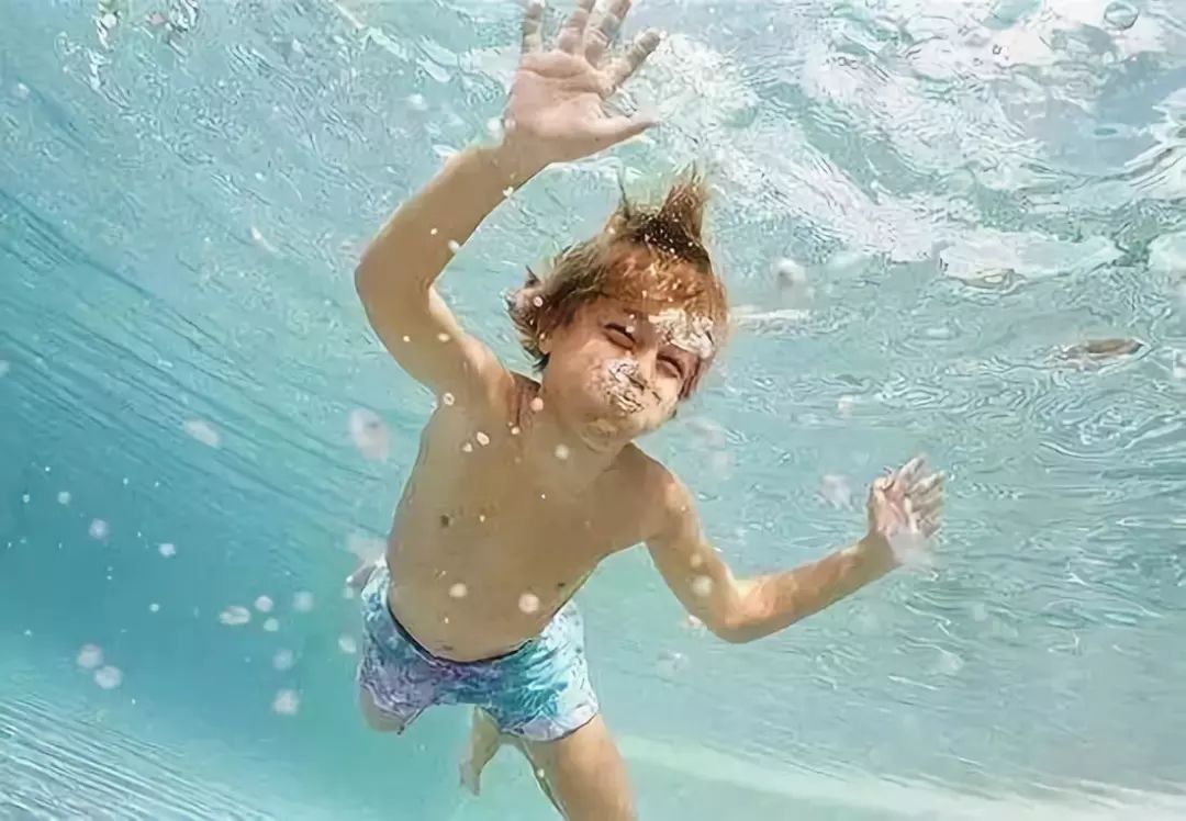 「直播」溺水急救，别再听信“土办法”而丢了命