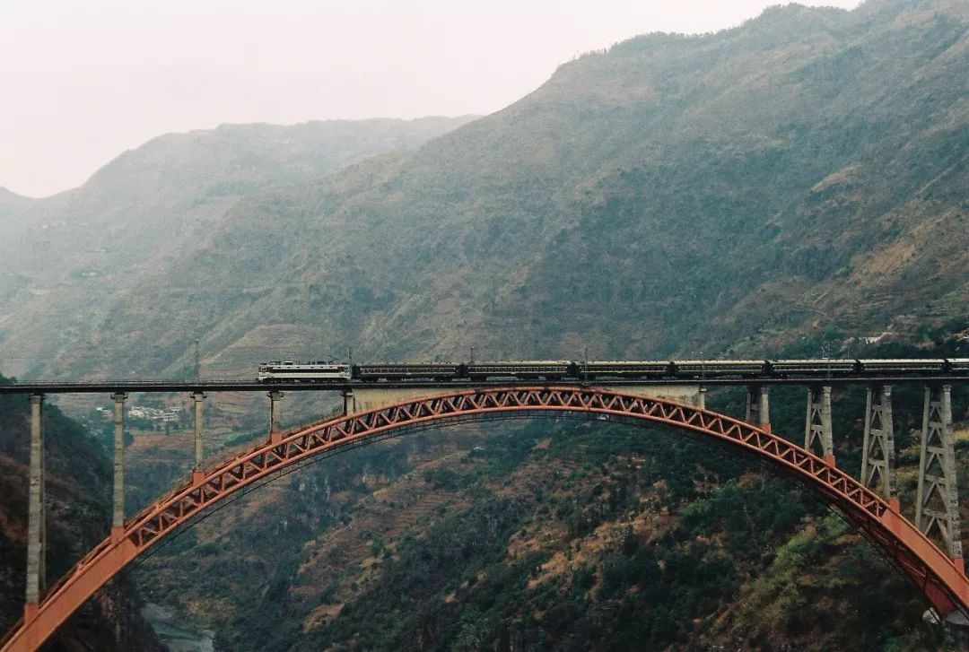中国哪里的火车最美,中国哪里还有绿皮火车