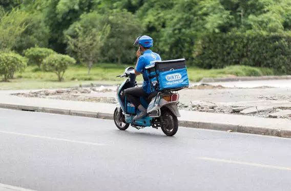 滕州南线高温,高温街上的一幕