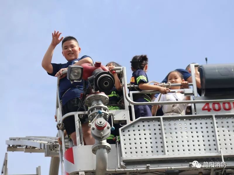 多彩假期快乐成长,关爱儿童身心健康快乐成长