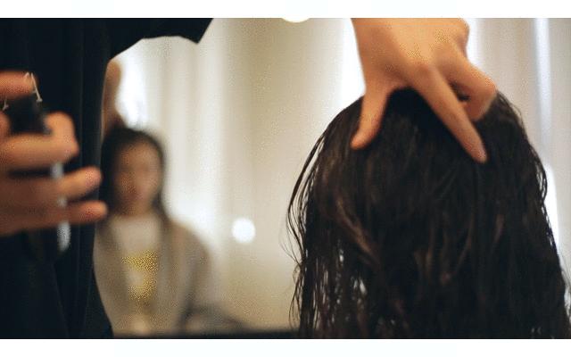 被虚假友情蒙蔽的“绿叶妹”，如今事业开挂反成“真公主”