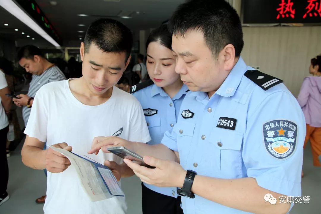 累并快乐着一你所不知的车管民警工作的一天