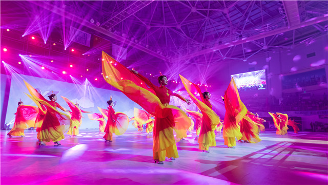 央视体育主持韩乔生,韩乔生解说世界拳王争霸赛