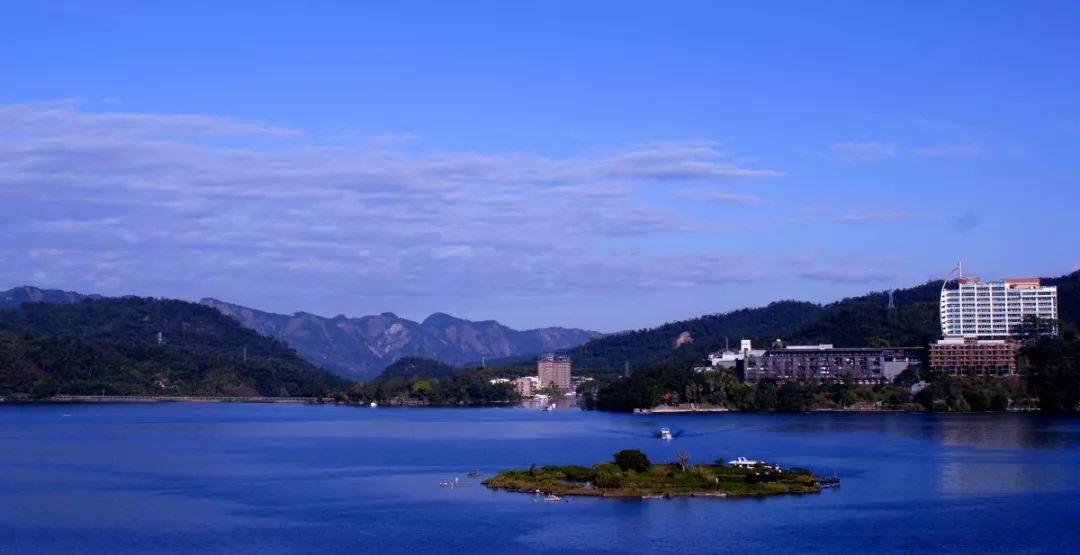 青白江出发!这些境外旅游目的地,便利又安逸!