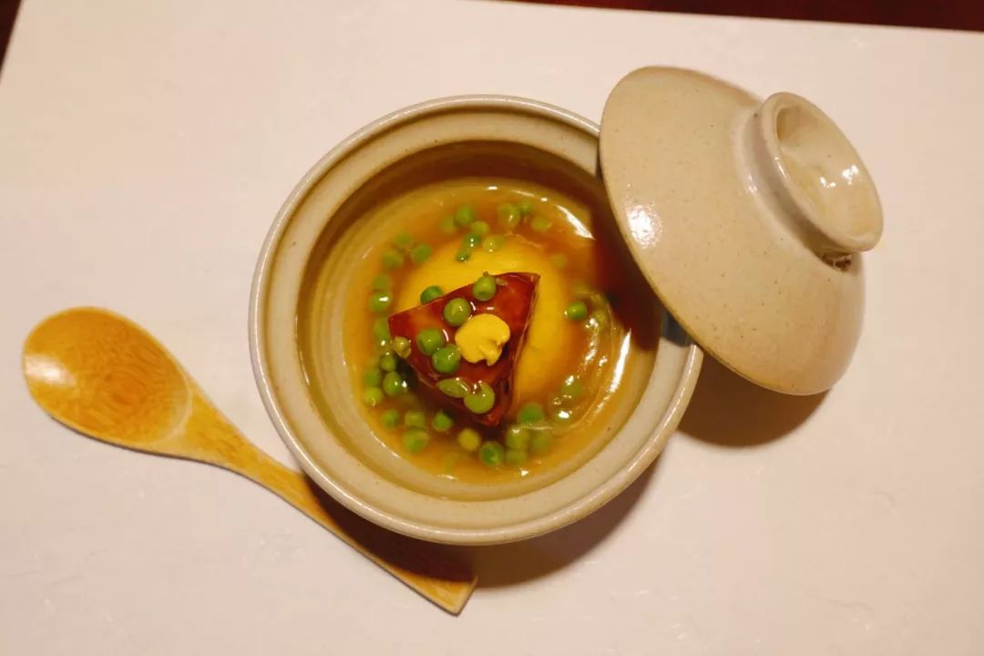 藏于山水间的温泉酒店推荐,海螺沟温泉度假酒店推荐