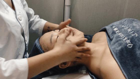 长见识了，西安这店只让脸大的妹子进？