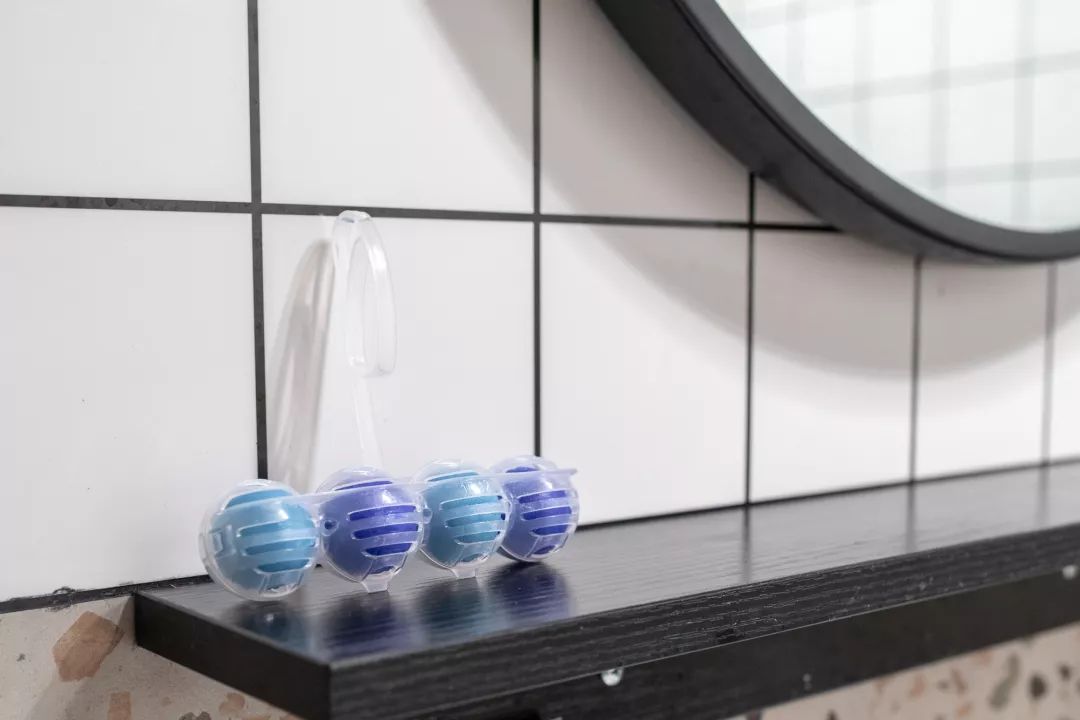 马桶特价秒杀200-300元,马桶冲水喷射大量细菌是真的吗