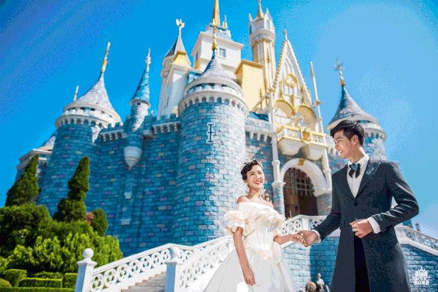 约吗?来欧乐堡梦幻世界感受夏日的凉爽!乐享美好亲子时光!