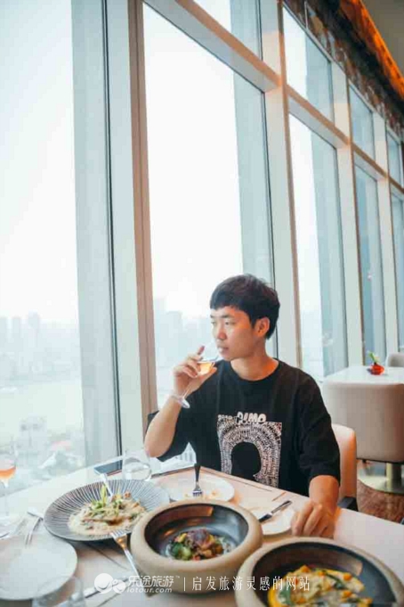 陆家嘴最高档的餐厅,上海陆家嘴白领餐厅