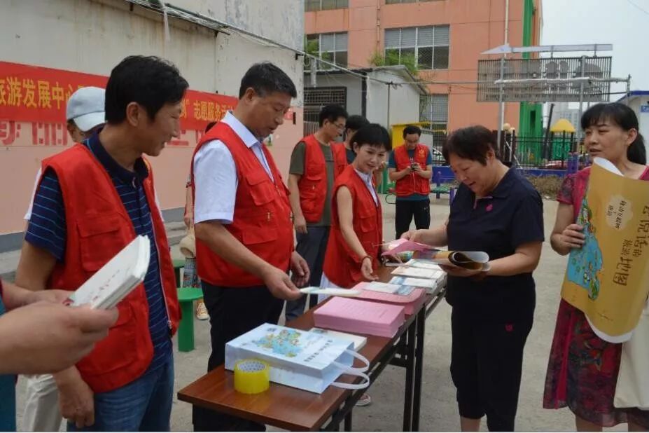 党员政治生活馆开展联合主题党日,依托党建基地开展主题党日