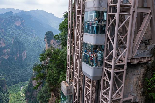 张家界魅力湘西春节自由行,张家界魅力湘西打卡第一天