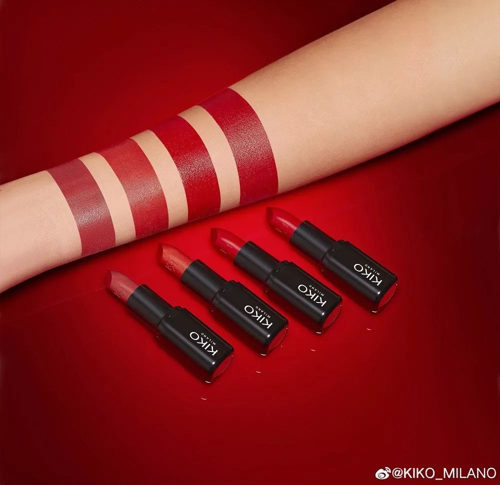 这些美妆潮品你最想拿走哪一个,这些网红化妆品还能用吗