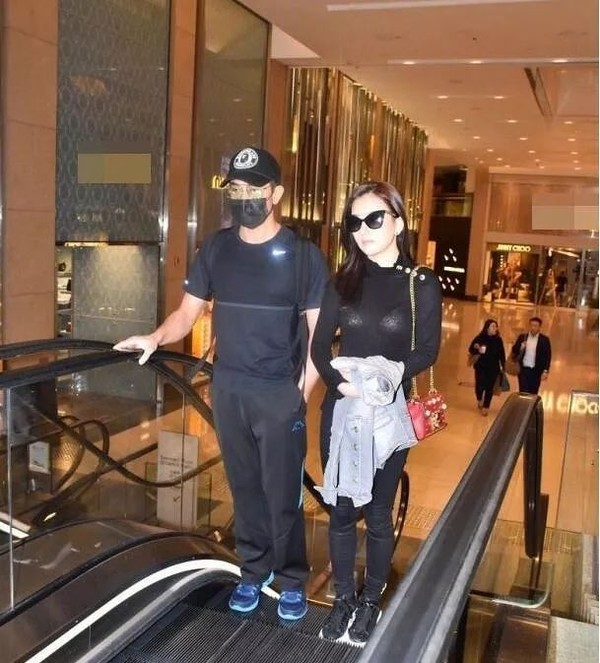 天王嫂方媛费尽心思嫁入豪门,天王嫂和方媛最近的视频