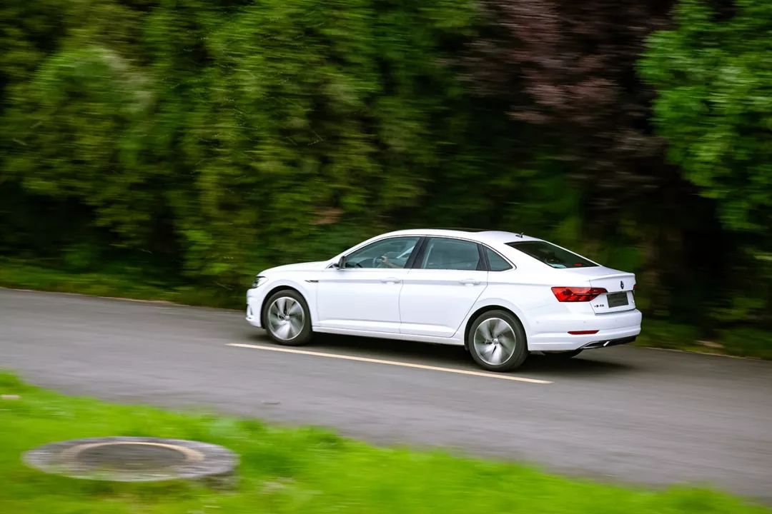 2019款大众速腾全面介绍,2019款1.4t大众速腾豪华版试驾