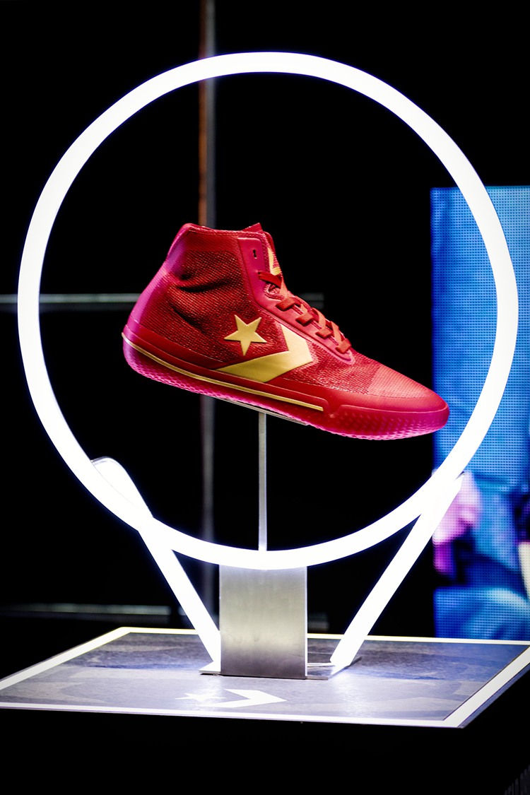 史上第一篮球鞋,第一双进入时尚圈的篮球鞋