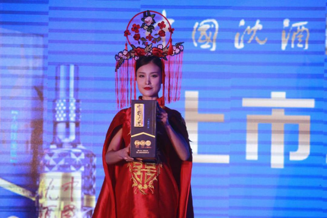 「微酒观察」“大师酒”上演群英传，机遇之下小心“触礁”