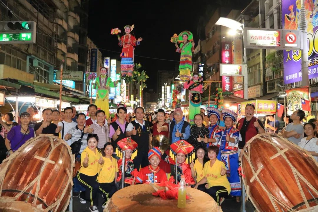 鼓槌擂响撼八方，马山会鼓情飞扬