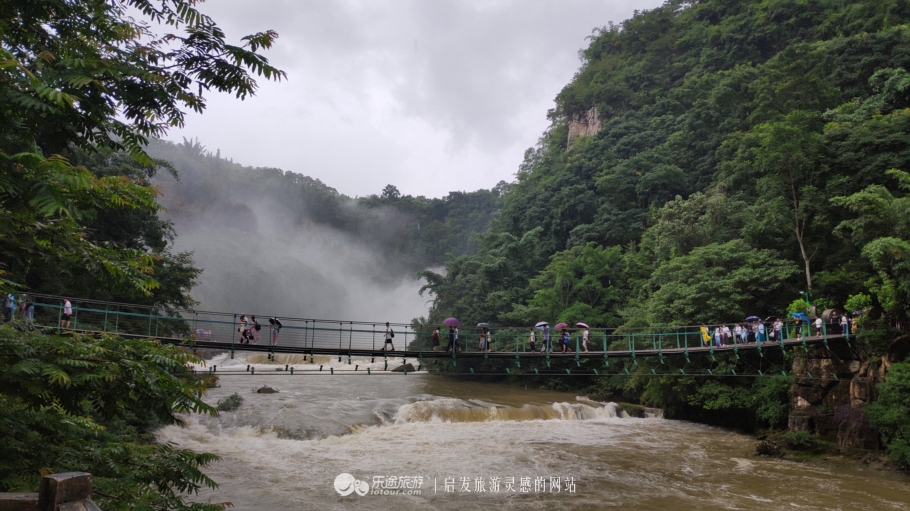 黄果树瀑布群，那些激荡在山谷里的回响