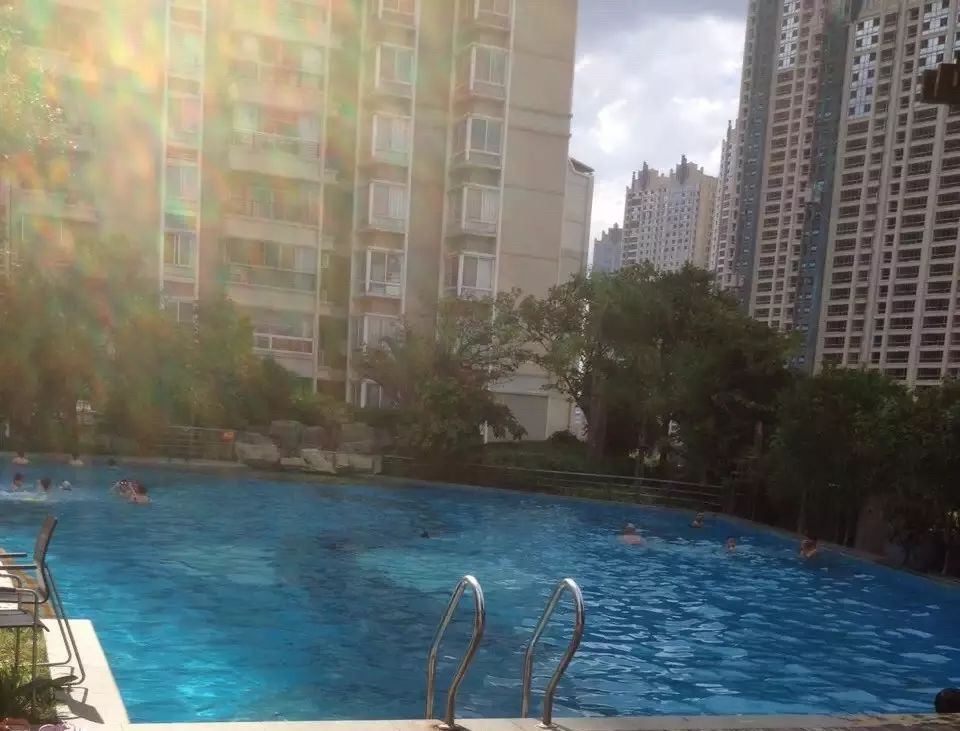 8个多月的宝宝细菌感染高烧不退,8岁女孩感染病例