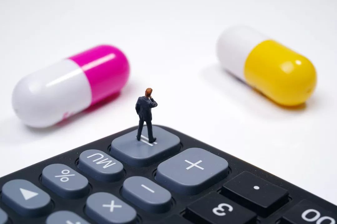 新法来了：未批准进口的药品不再列为假药|农村集体土地可直接入市