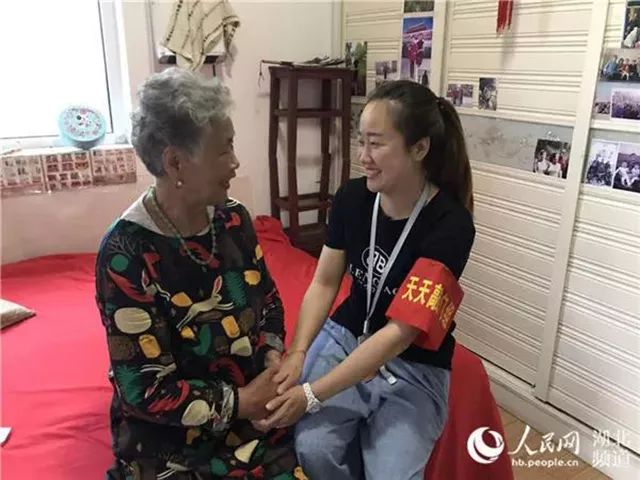 红绿蓝颜色寓意,红绿蓝的色相