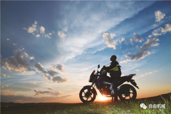 喜欢摩旅自驾的男人,喜欢摩旅的人多