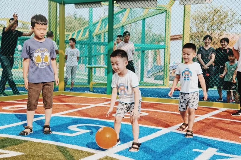 家门口足球场,武汉免费足球场智能足球场