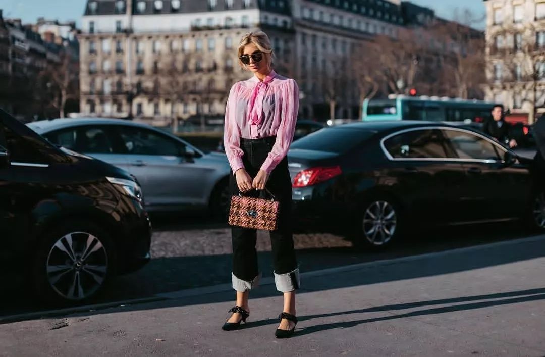 雎晓雯周冬雨吹泡泡,雎晓雯吹泡泡周冬雨