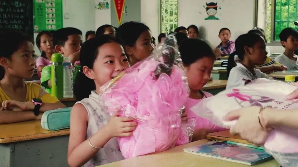 头条|暑期公益行·城乡孩子共享七彩暑假时光