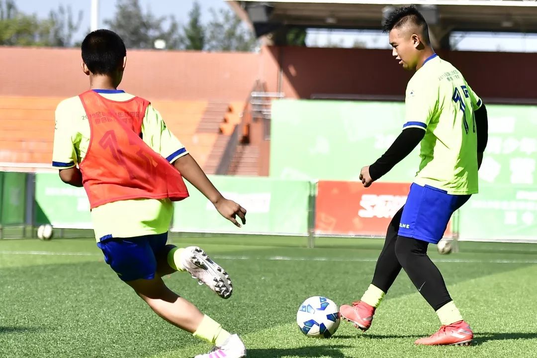 「北京校园足球夏令营」青少年人才培养心理素质是“密码”