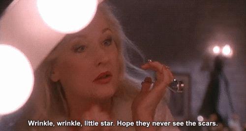 脸上长细纹长斑怎么改善,脸上长细纹用什么护肤