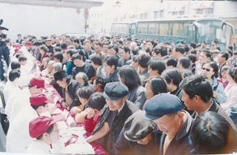 一支永不撤走的青年医疗队